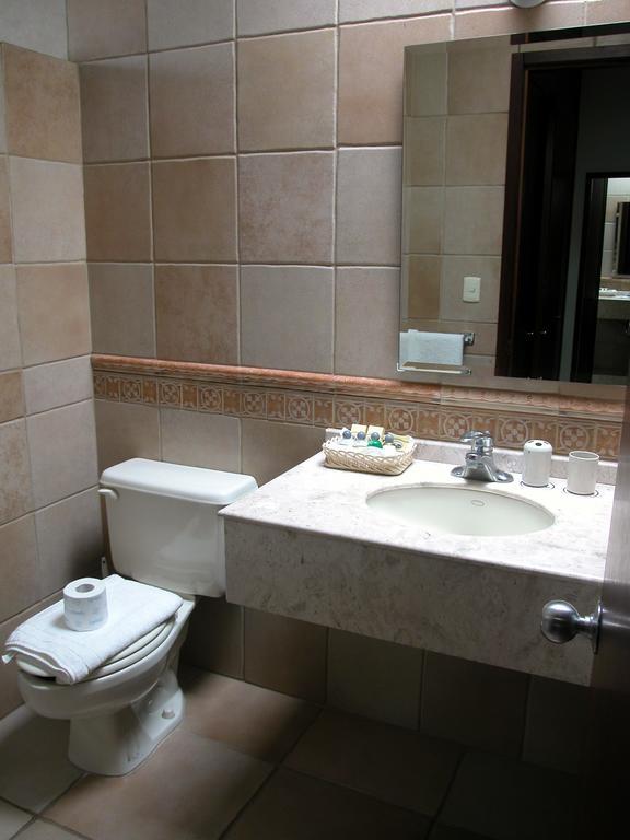 Suites La Fe Oaxaca الغرفة الصورة